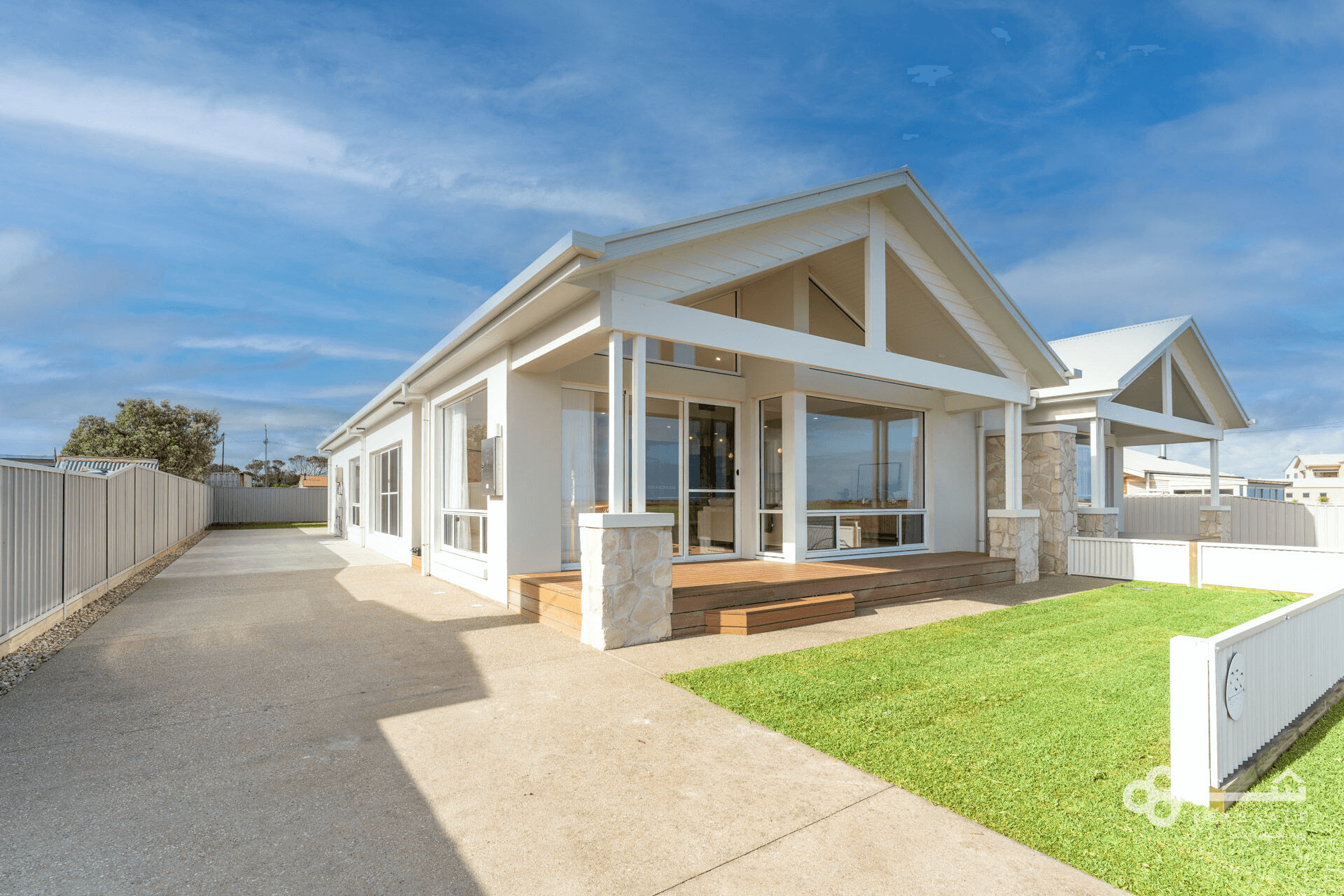 93A Sea Parade, Port Macdonnell, SA 5291