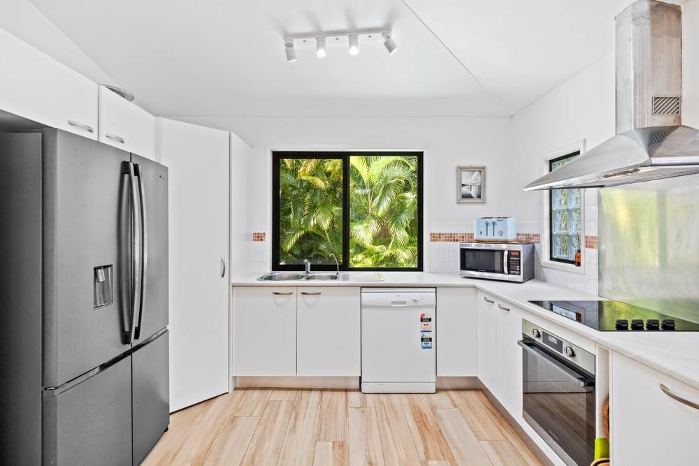 4 Ibis Court, RAINBOW BEACH, QLD 4581