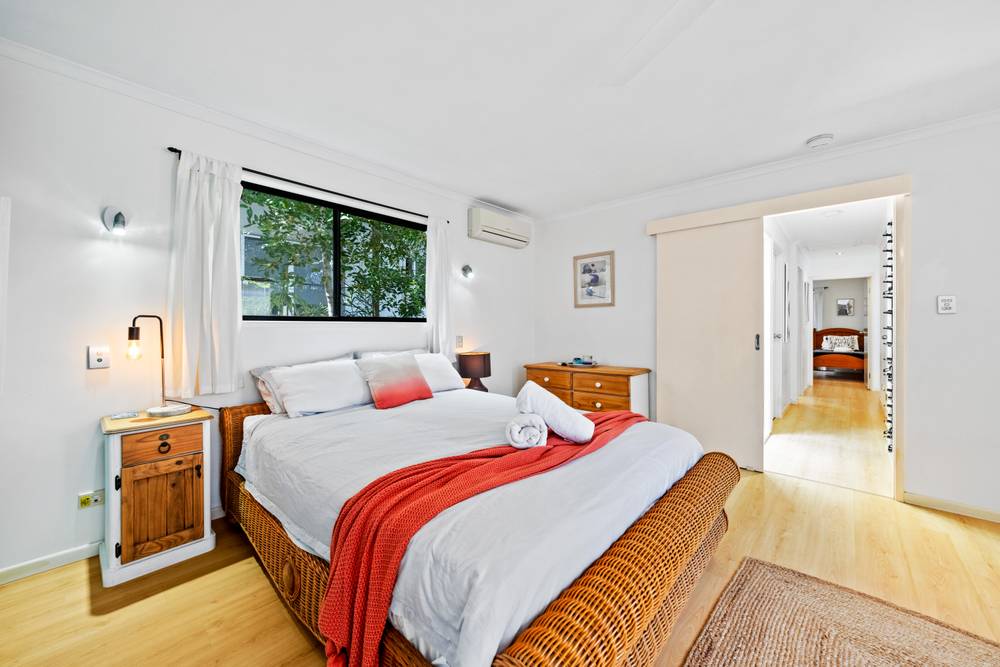 4 Ibis Court, RAINBOW BEACH, QLD 4581