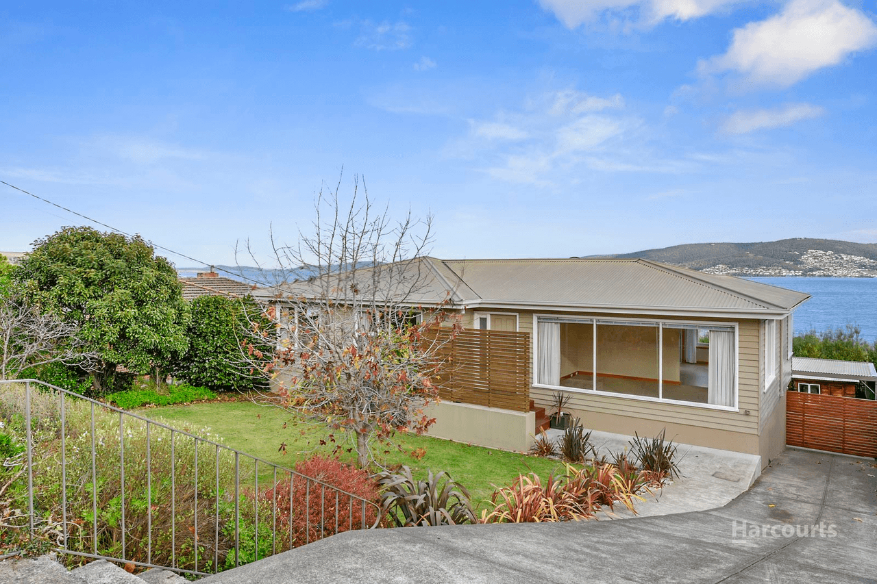 203 Carella Street, Howrah, TAS 7018