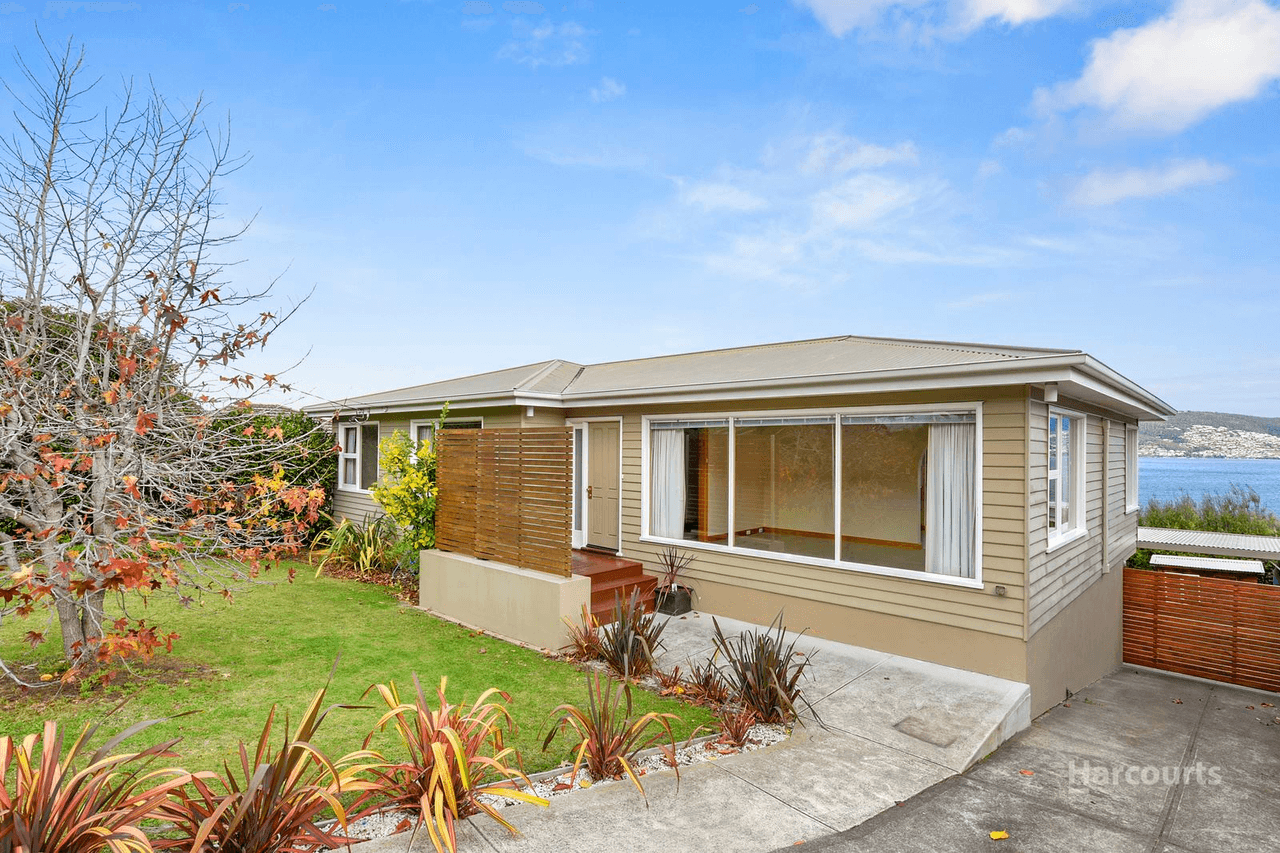 203 Carella Street, Howrah, TAS 7018