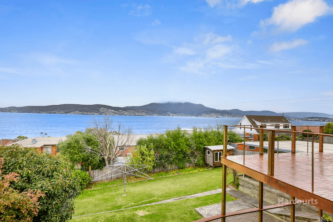 203 Carella Street, Howrah, TAS 7018