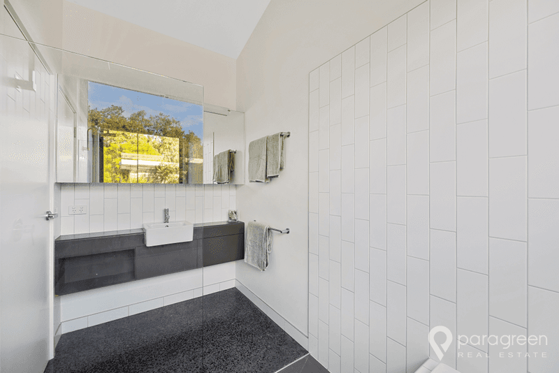 3 Anderson Avenue, SANDY POINT, VIC 3959