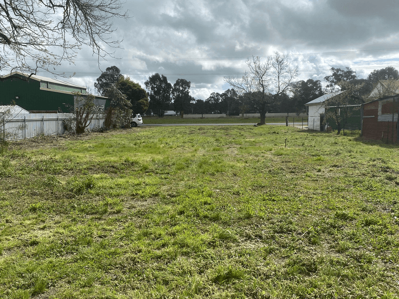 48 WALLACE Street, HOLBROOK, NSW 2644