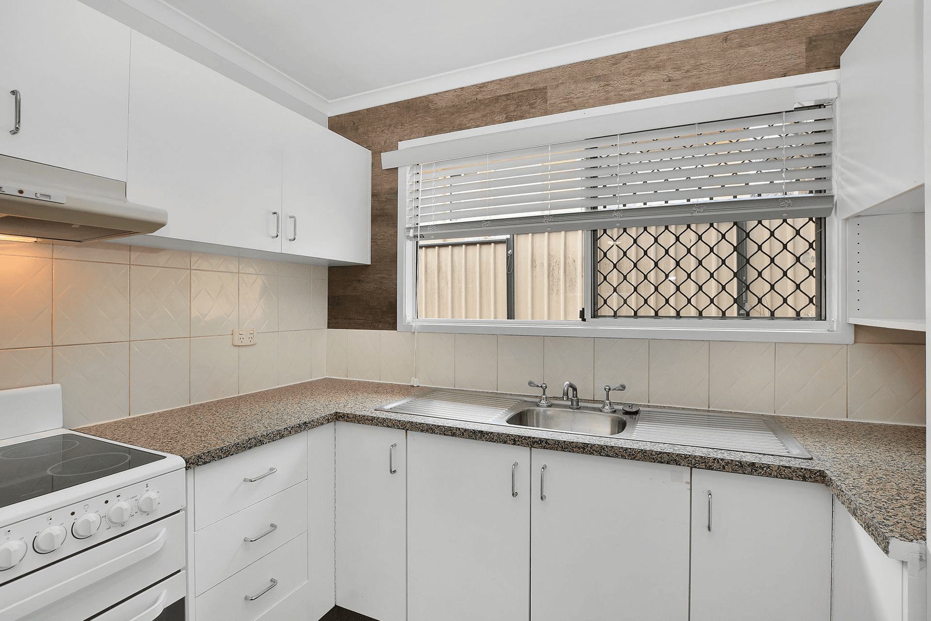 6/39-41 Fryar Road, Eagleby, QLD 4207