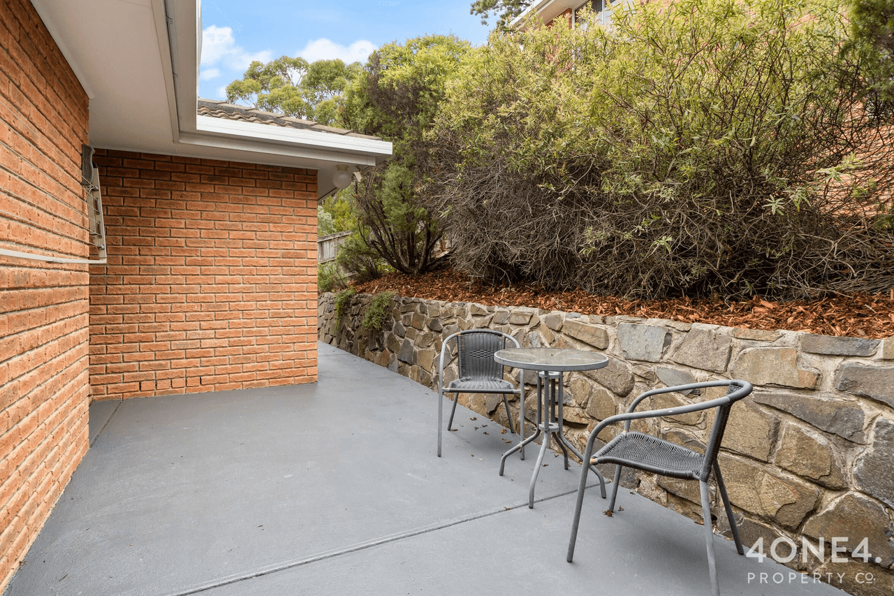 1/6 Yaizu Court, Lenah Valley, TAS 7008