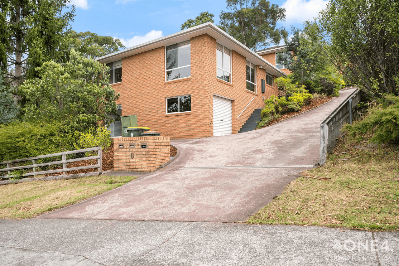 1/6 Yaizu Court, Lenah Valley, TAS 7008