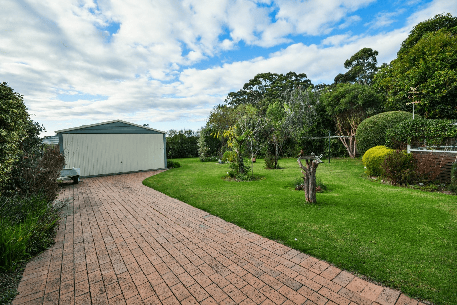 90 Newlands Dr, Paynesville, VIC 3880