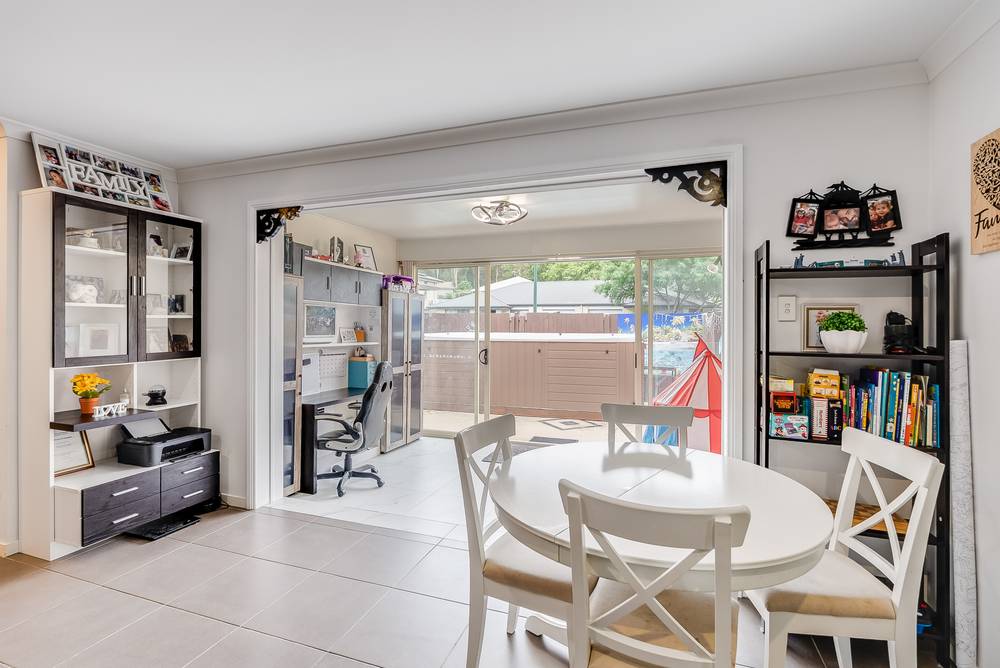 2/10-12 Montree Circuit, Kallangur, QLD 4503