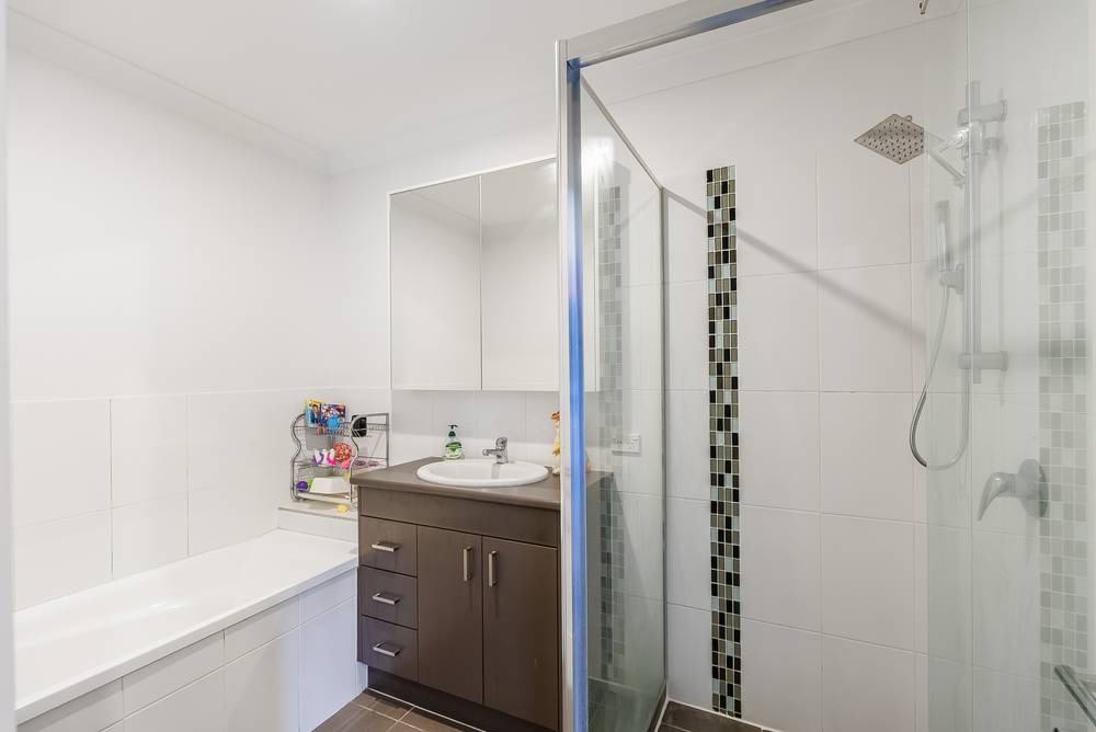 2/10-12 Montree Circuit, Kallangur, QLD 4503