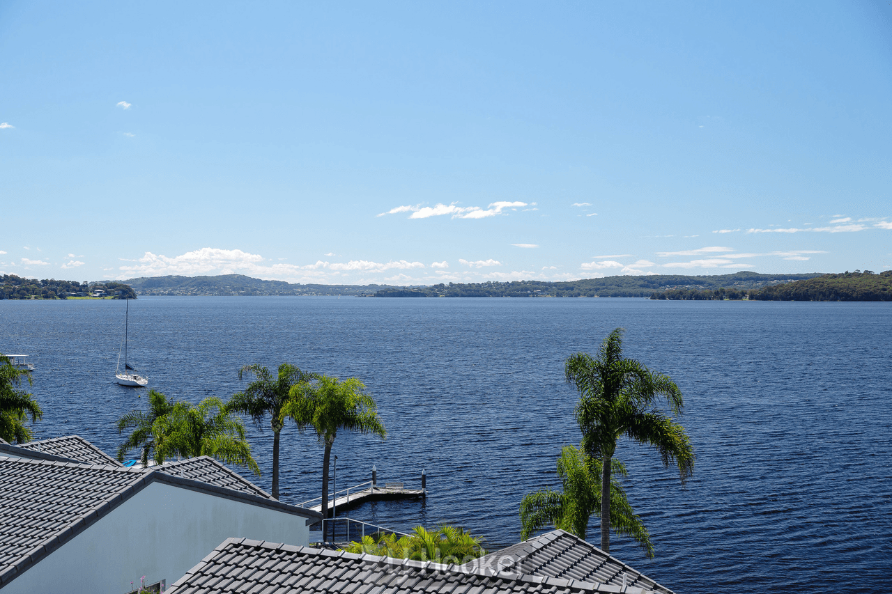 7/21 Excelsior Parade, CAREY BAY, NSW 2283