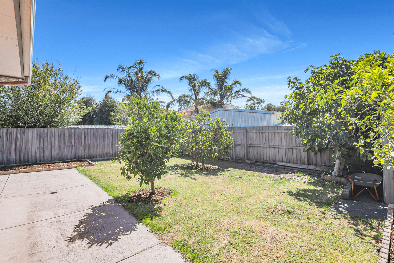 110 Roxburgh Park Drive, Roxburgh Park, VIC 3064