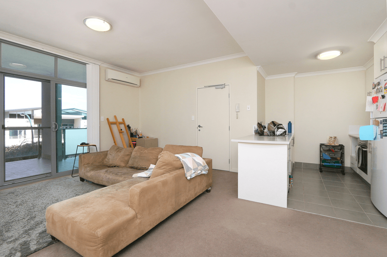 21/34 MALATA Crescent, SUCCESS, WA 6164