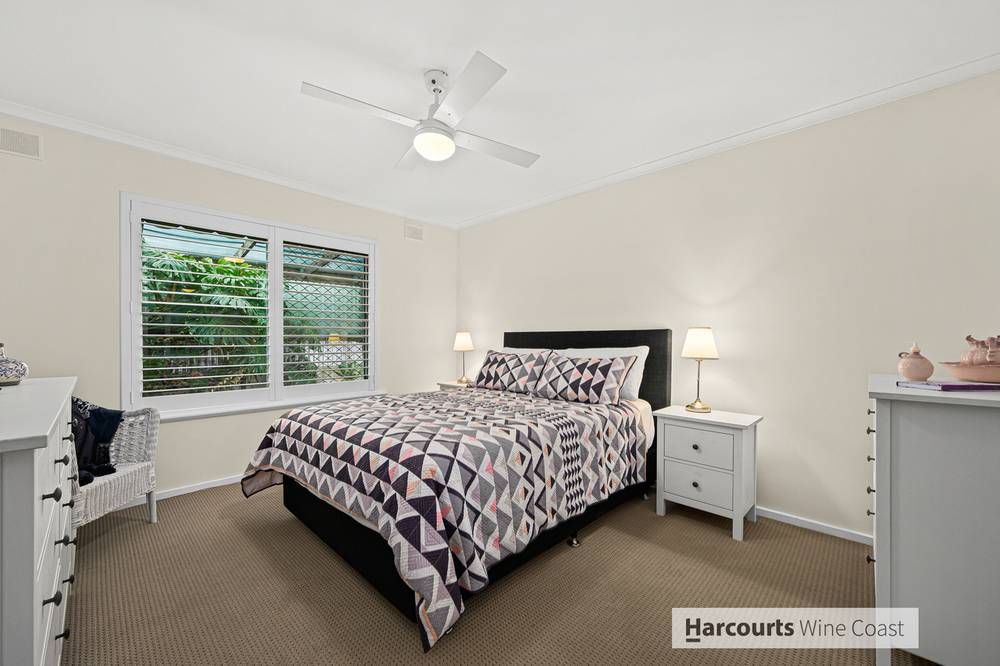 8 Passmore Avenue, PORT NOARLUNGA, SA 5167