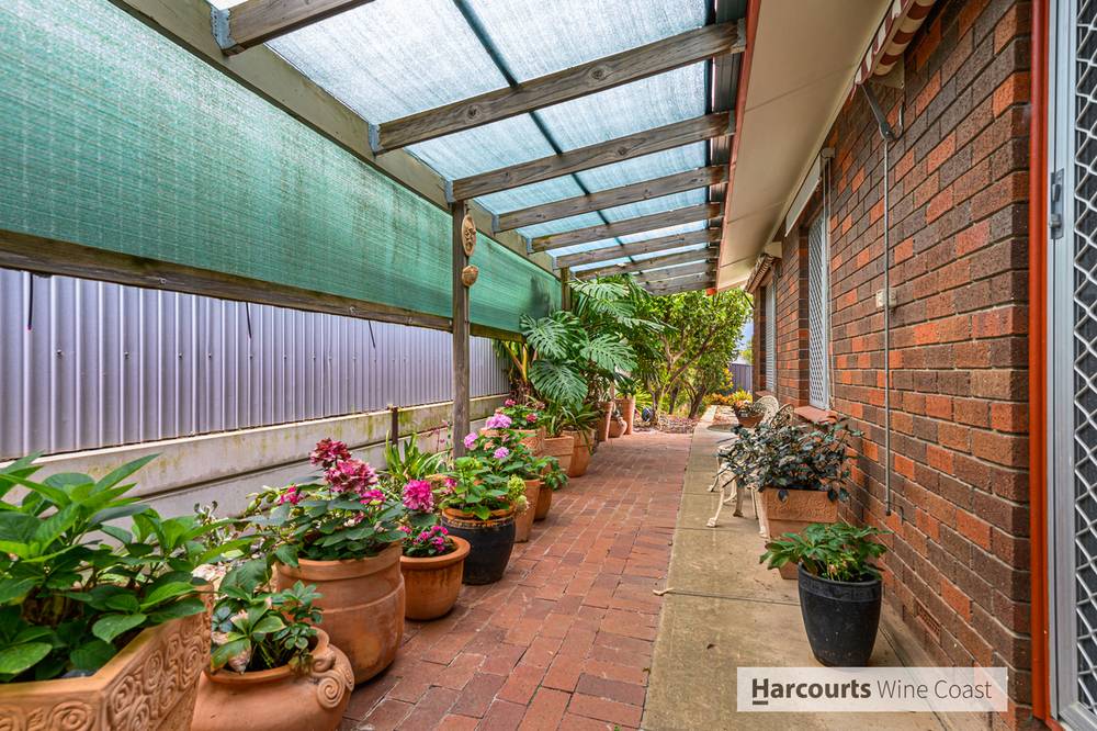 8 Passmore Avenue, PORT NOARLUNGA, SA 5167