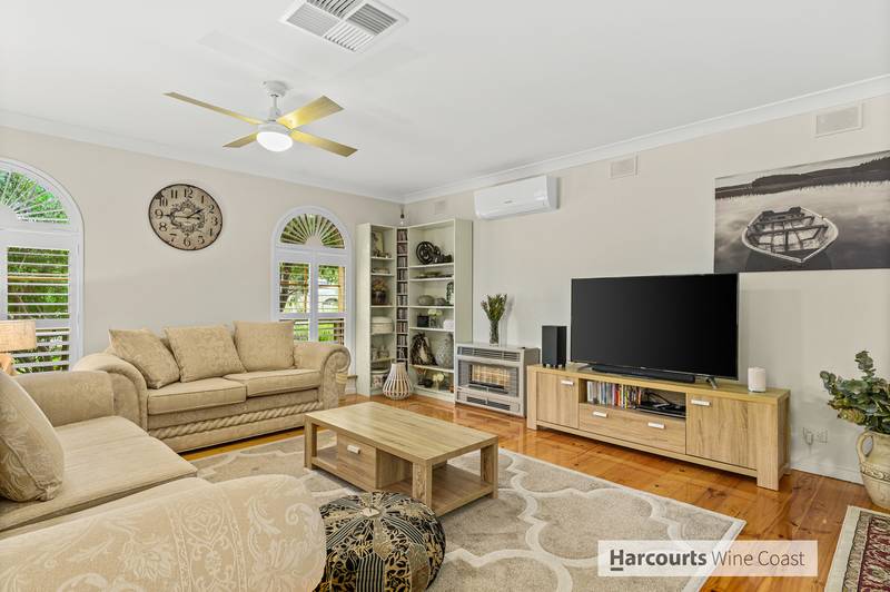 8 Passmore Avenue, PORT NOARLUNGA, SA 5167