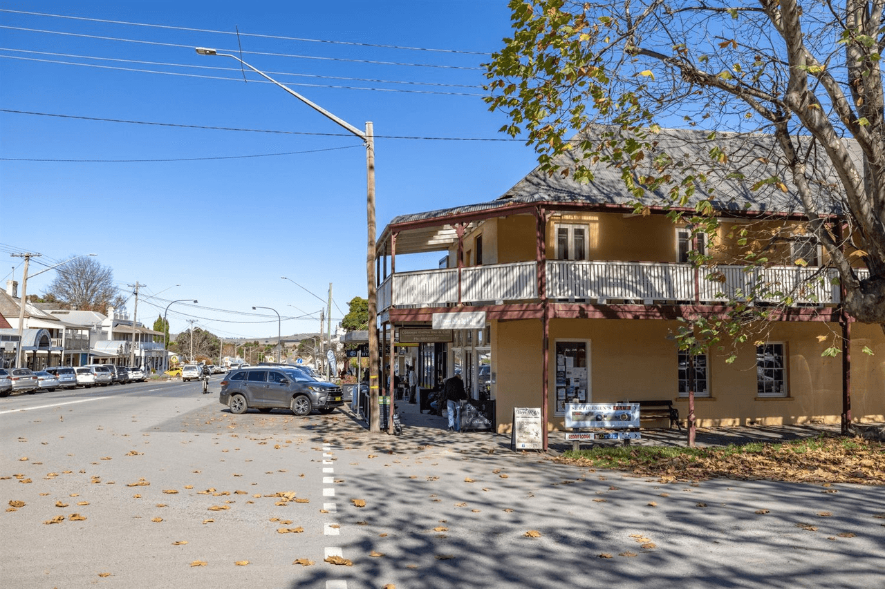 114 Wallace Street, BRAIDWOOD, NSW 2622