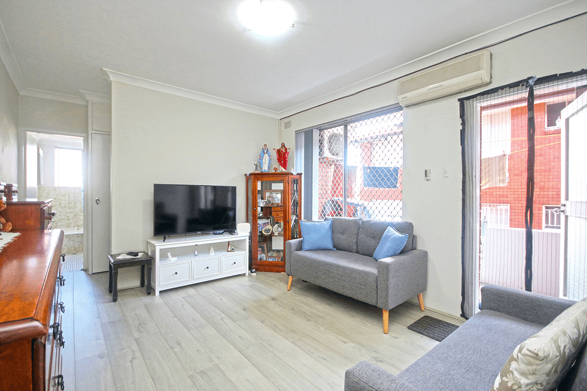 1/64 Colin Street, LAKEMBA, NSW 2195