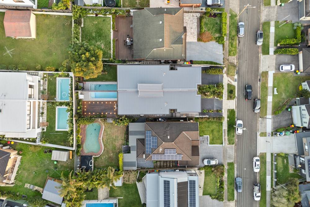 15 Lasseter Avenue, Chifley, NSW 2036