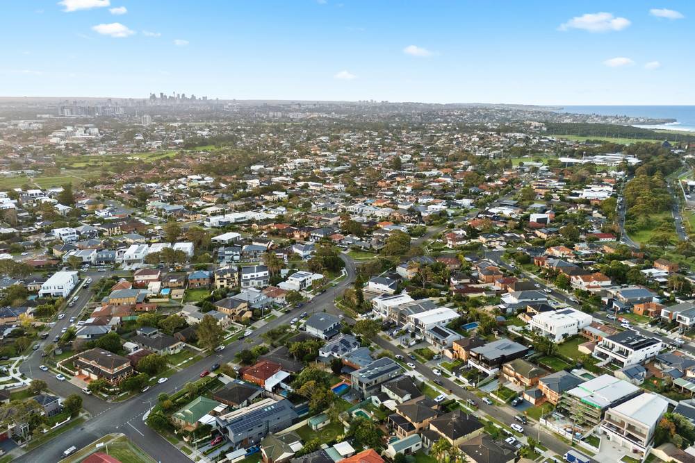 15 Lasseter Avenue, Chifley, NSW 2036