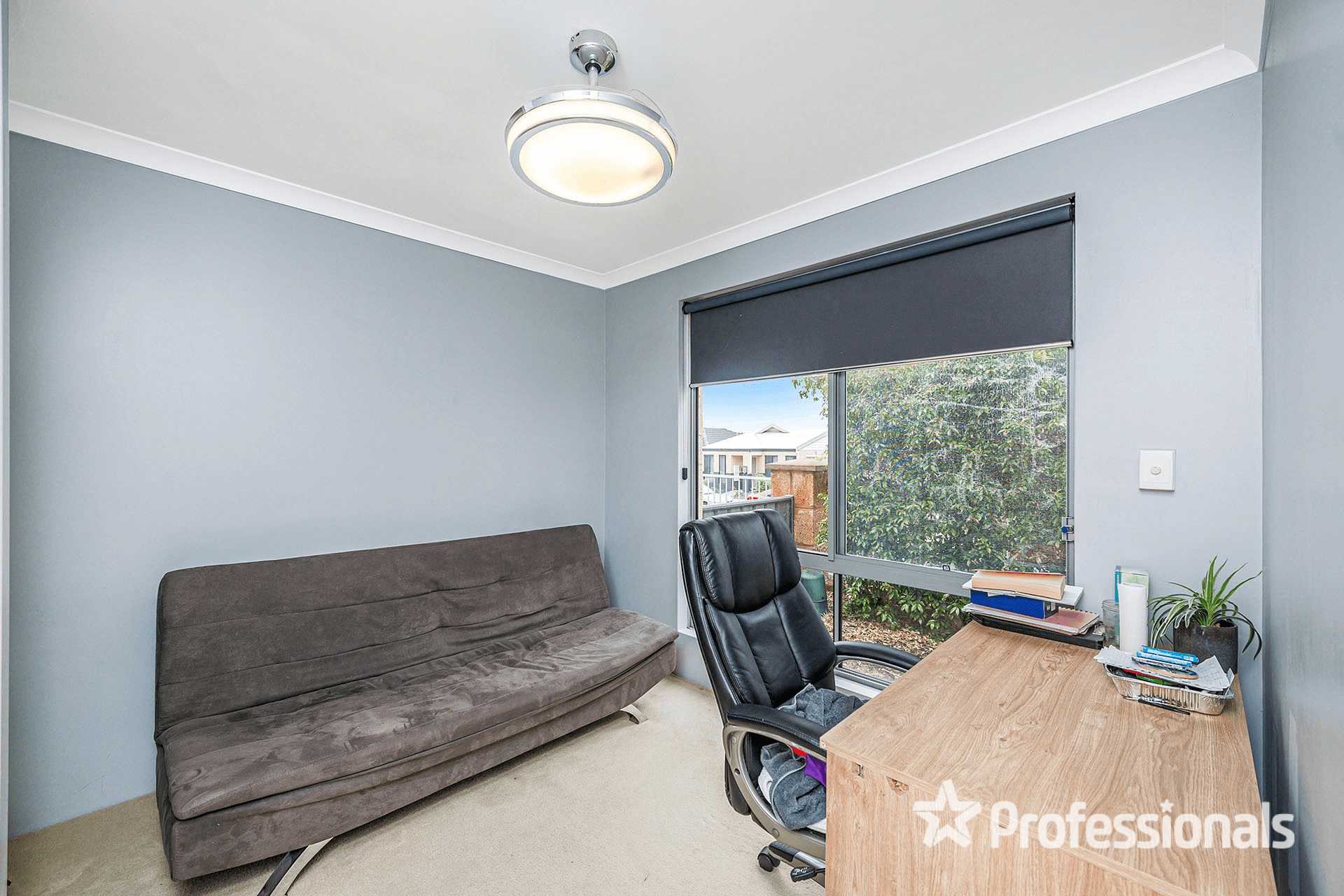 18 Micrantha Way, BANKSIA GROVE, WA 6031