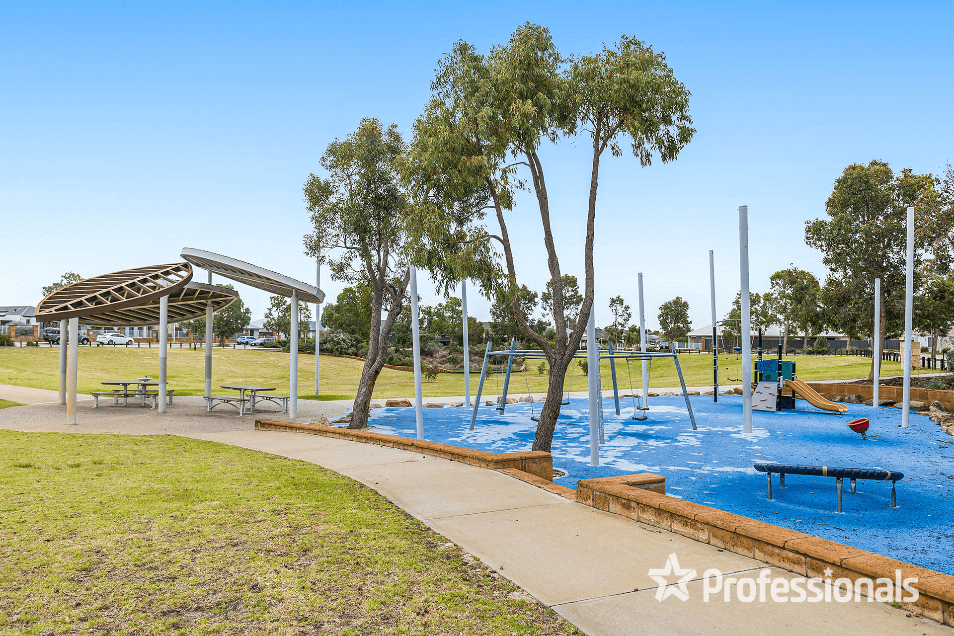 18 Micrantha Way, BANKSIA GROVE, WA 6031