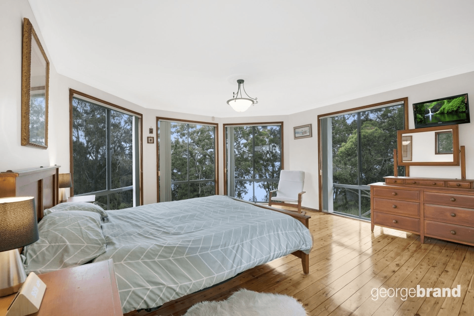 4a Anita Avenue, LAKE MUNMORAH, NSW 2259