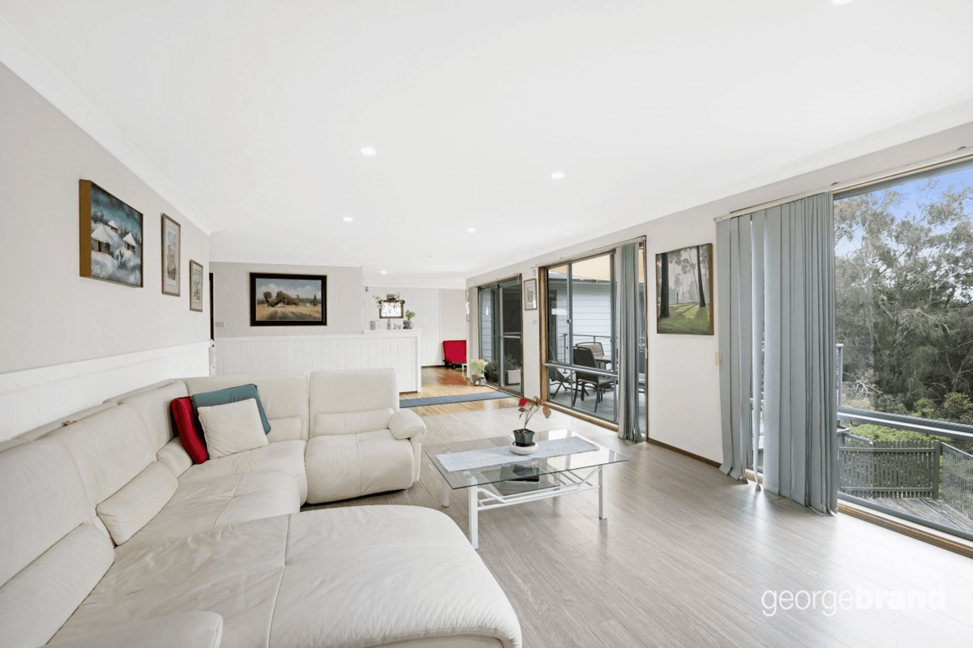 4a Anita Avenue, LAKE MUNMORAH, NSW 2259