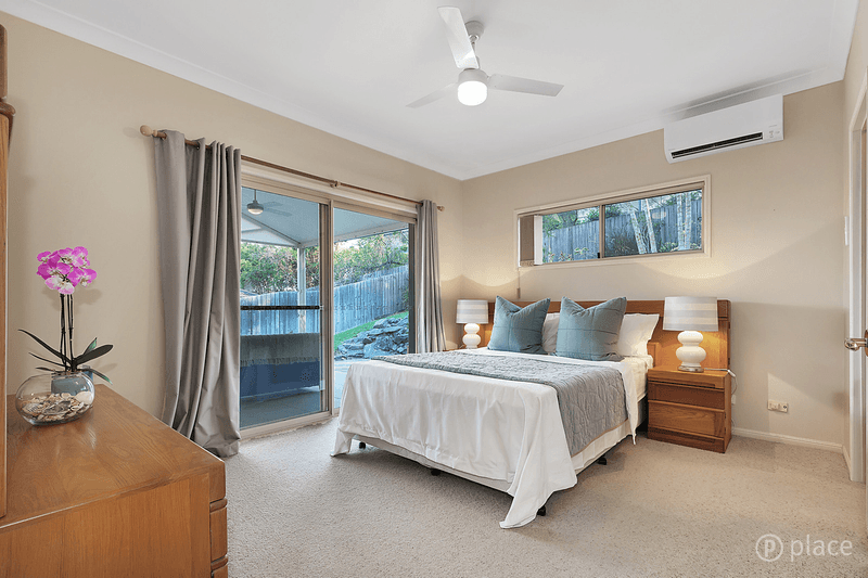 10 Summerfield Place, Kenmore, QLD 4069
