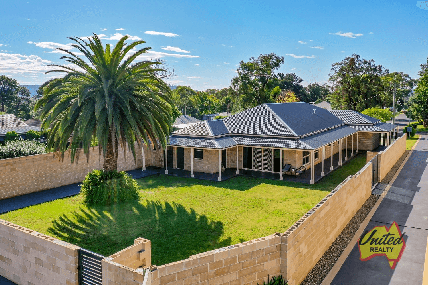 2 Carra Avenue, Douglas Park, NSW 2569