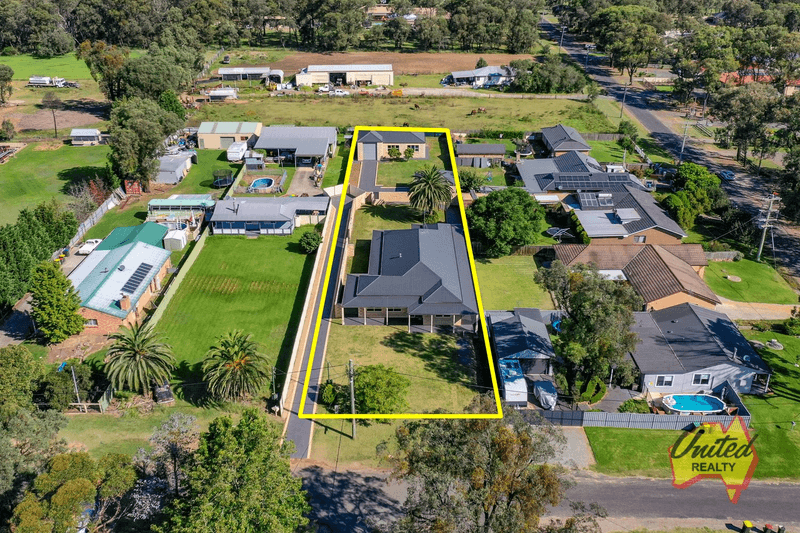 2 Carra Avenue, Douglas Park, NSW 2569