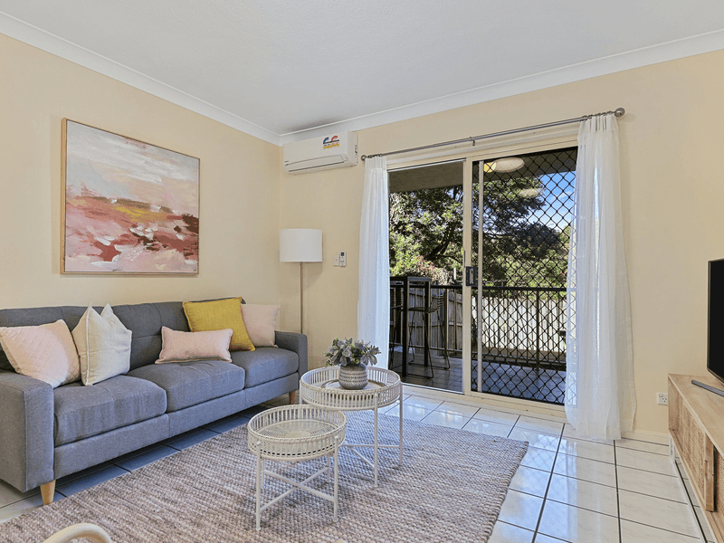 2/12 Wallace Street, CHERMSIDE, QLD 4032