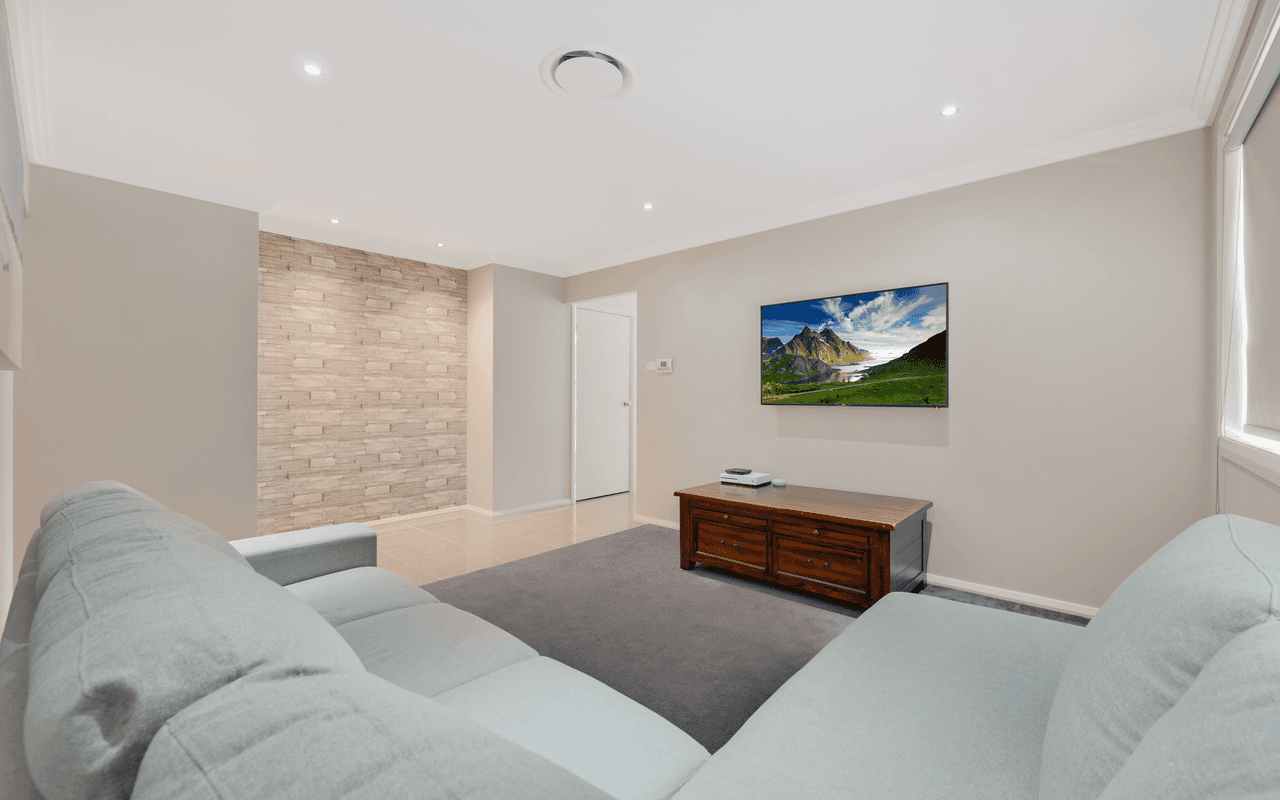 15 Coral Flame Circuit, GREGORY HILLS, NSW 2557