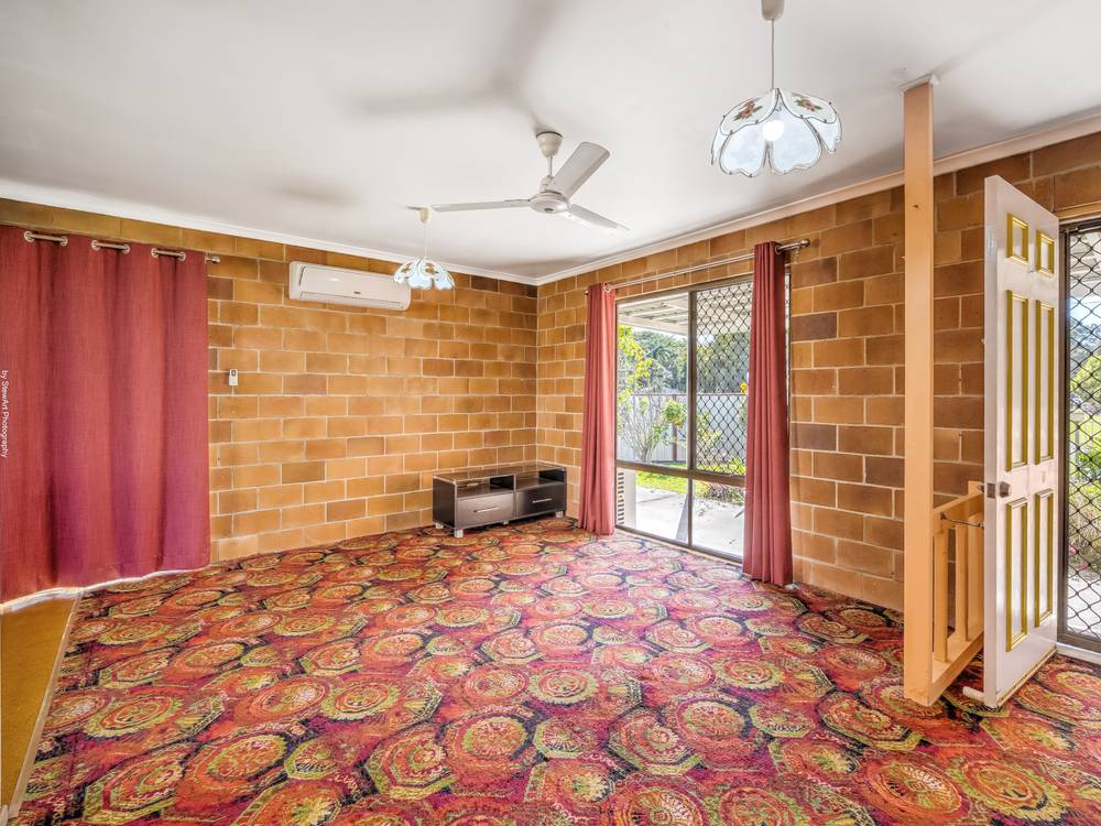 98 Elizabeth Street, Urangan, Qld 4655
