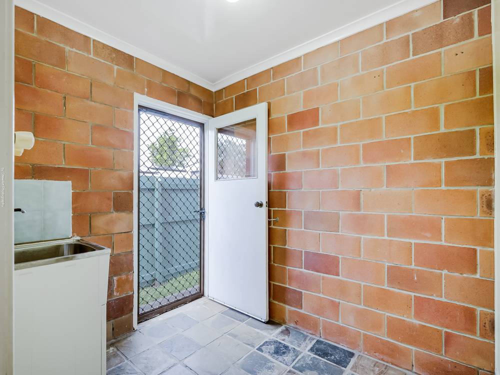 98 Elizabeth Street, Urangan, Qld 4655
