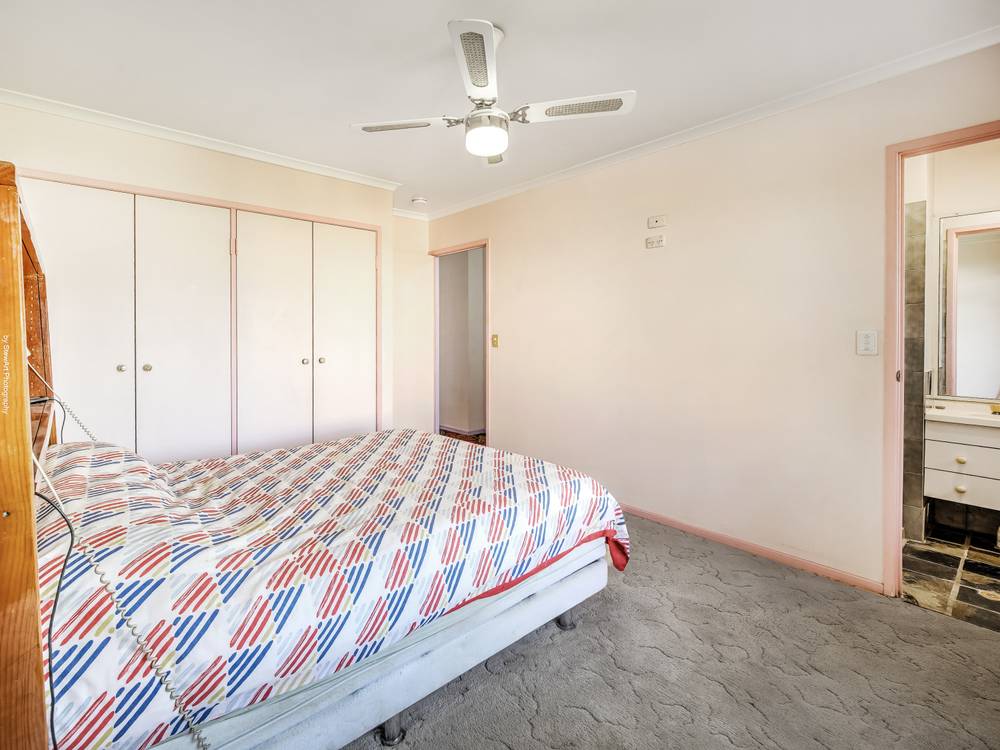 98 Elizabeth Street, Urangan, Qld 4655