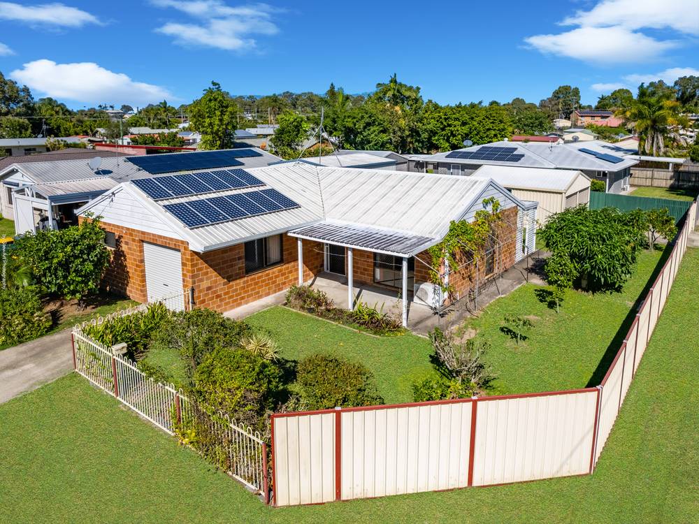 98 Elizabeth Street, Urangan, Qld 4655