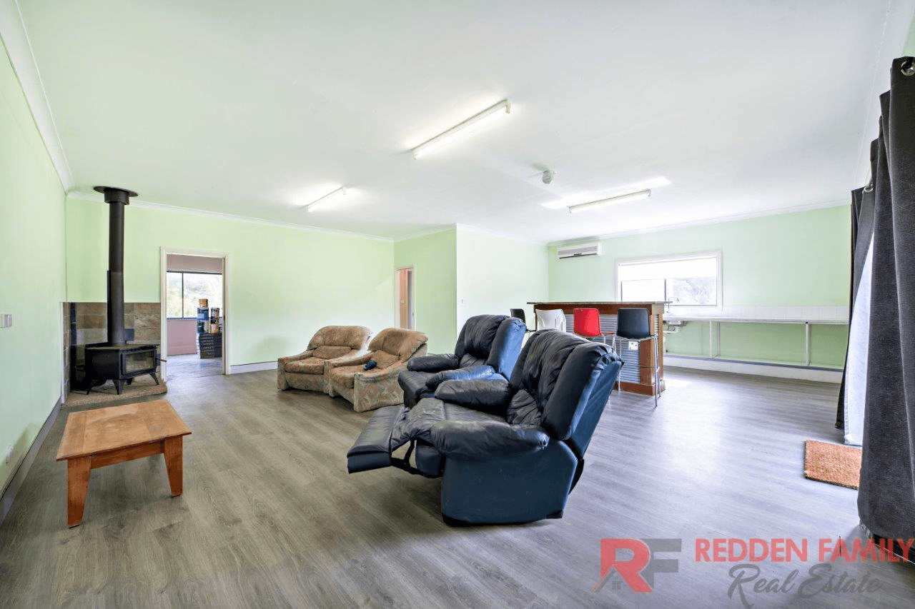 27 Crossley Drive, NARROMINE, NSW 2821