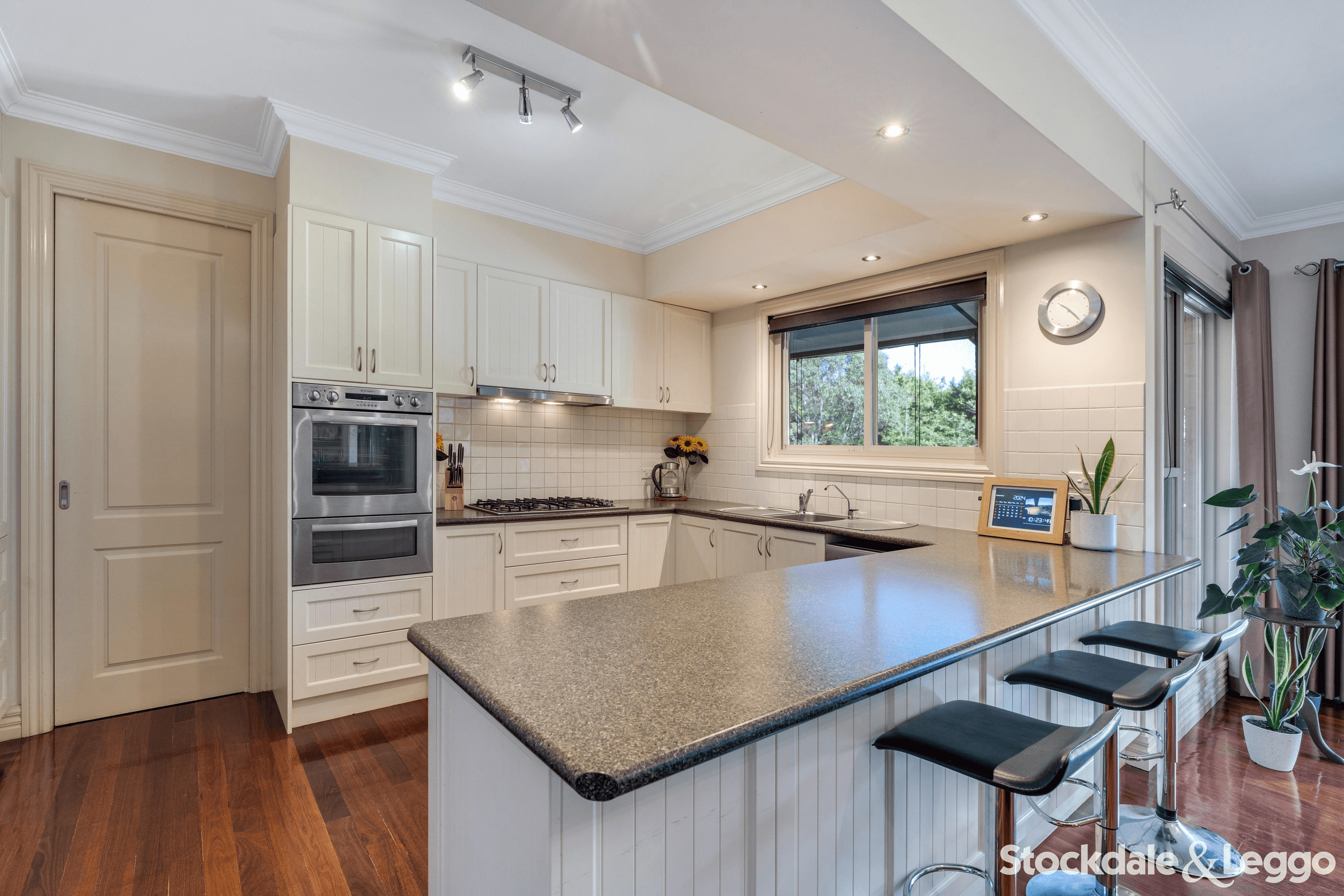 5 Rangeview Close, MICKLEHAM, VIC 3064