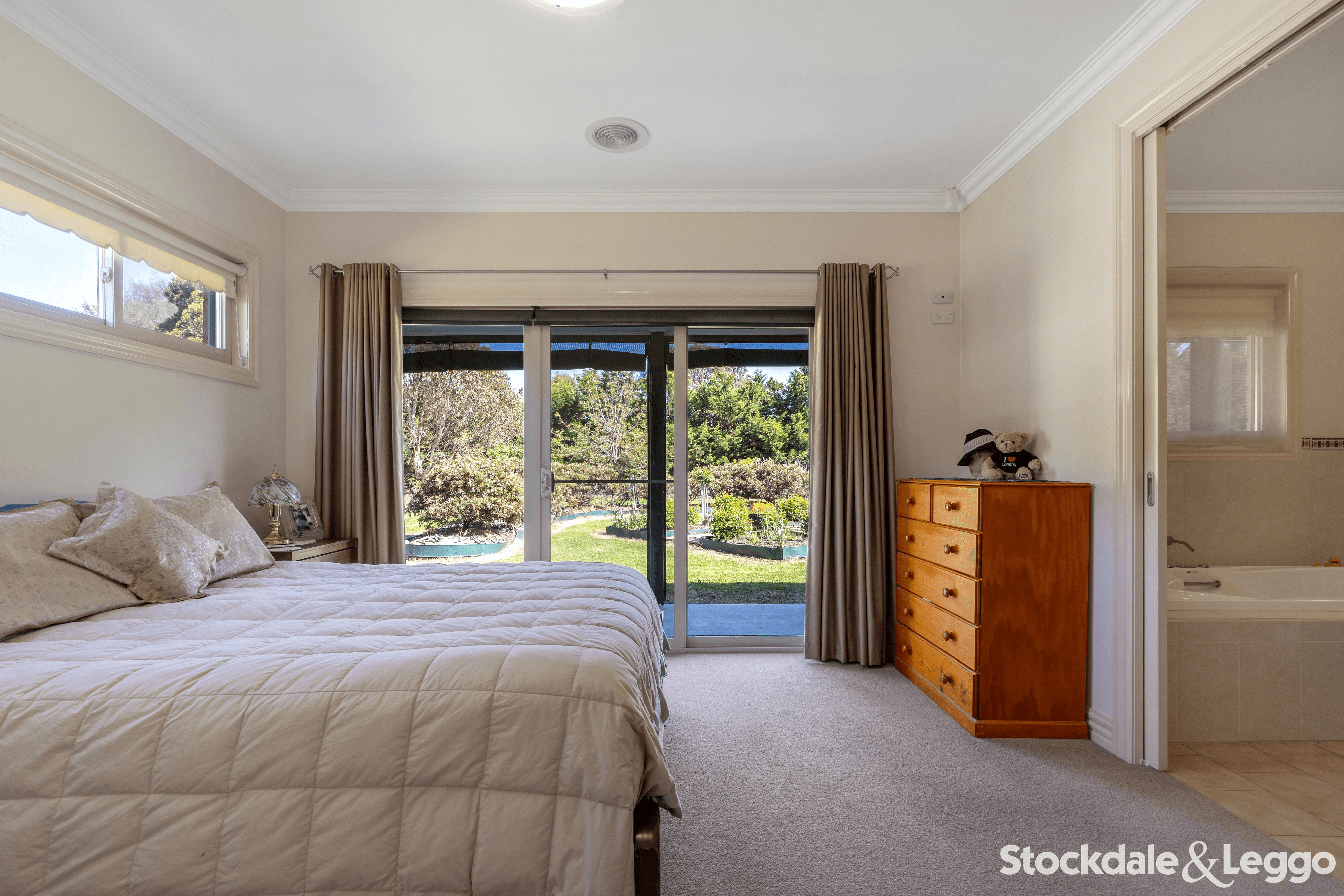 5 Rangeview Close, MICKLEHAM, VIC 3064