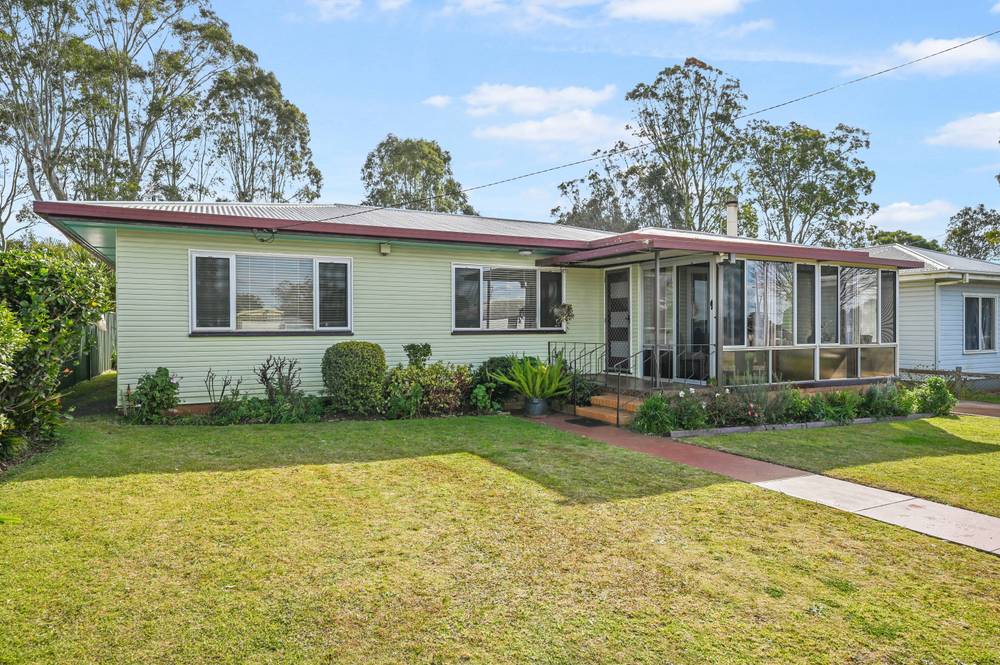 5 Tancred Avenue, Newtown, QLD 4350