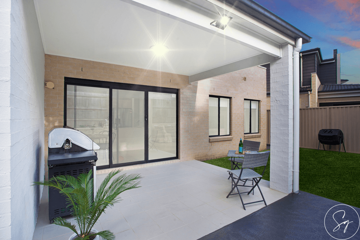 5 Treeland Circuit, Kellyville, NSW 2155