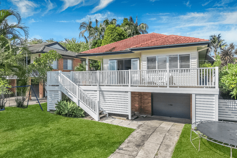 11 Asca Drive, Green Point, NSW 2251