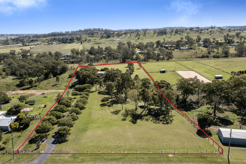 15 Bedwell Street, CRANLEY, QLD 4350