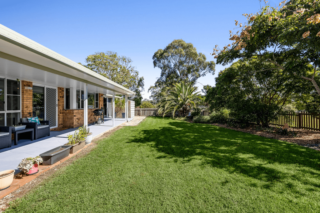 15 Bedwell Street, CRANLEY, QLD 4350