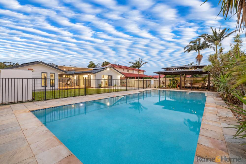 50 Overall Drive, POTTSVILLE, NSW 2489