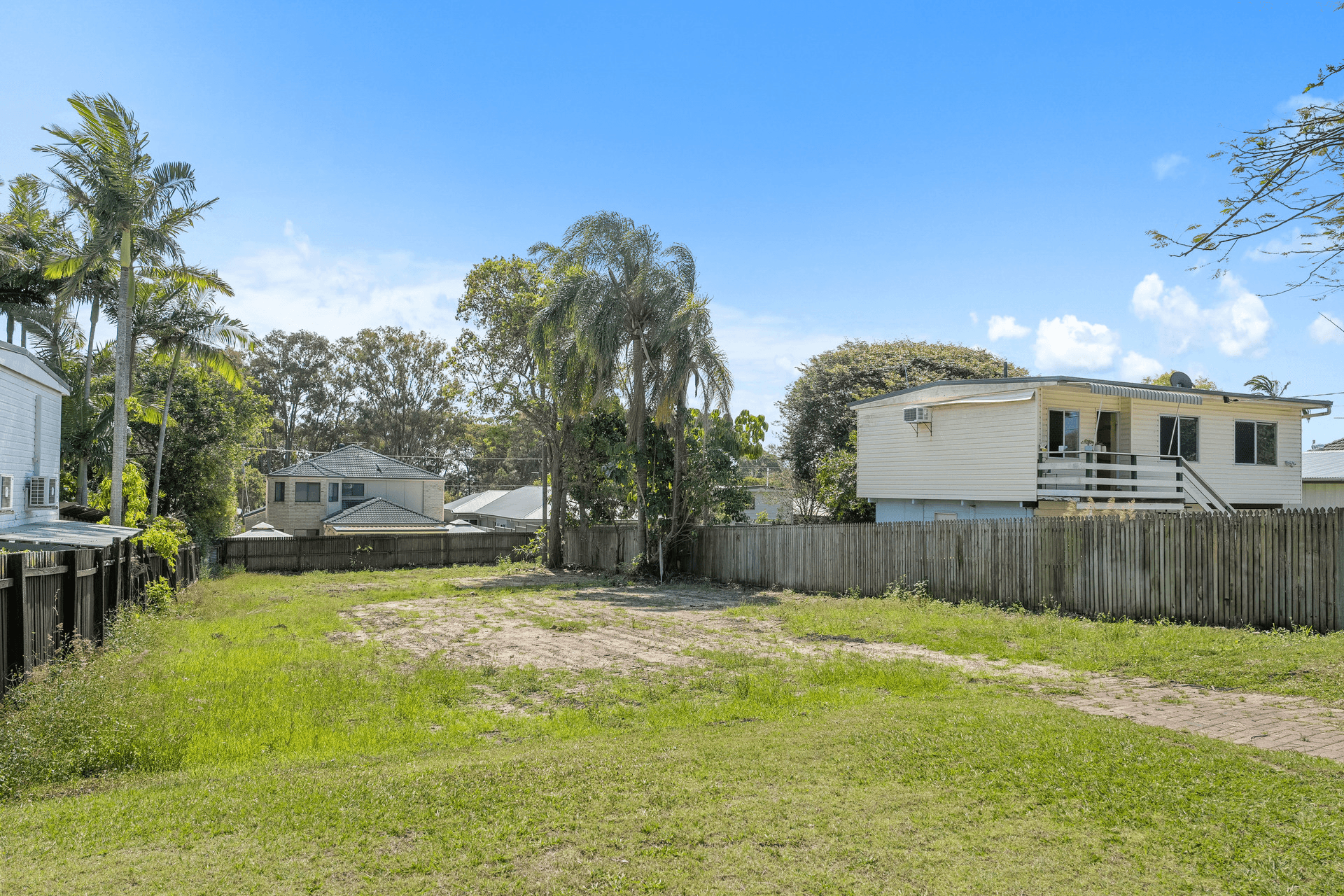 27 Lucas Street, Scarborough, QLD 4020