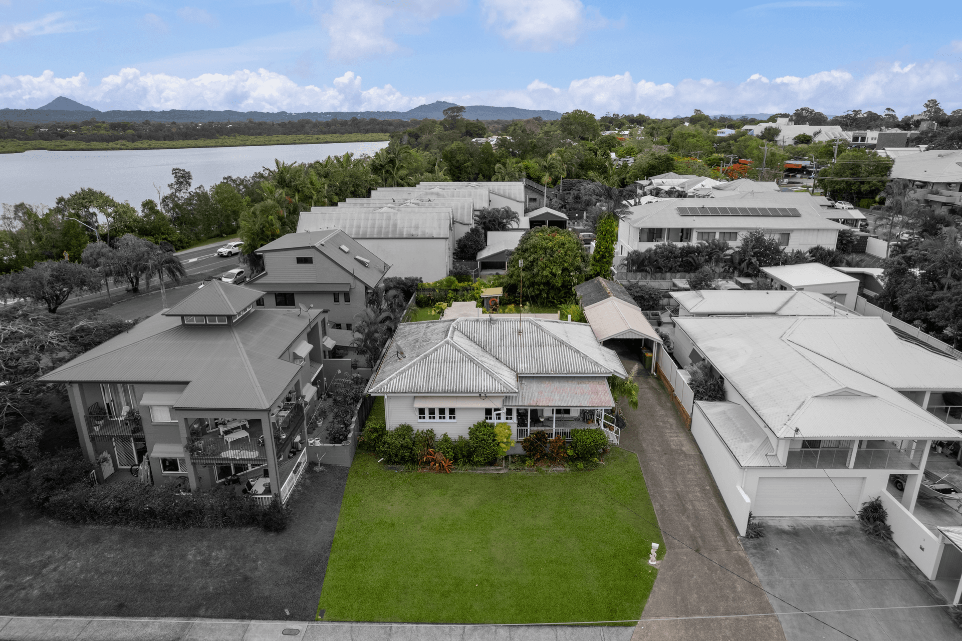 5 Lake Street, Tewantin, QLD 4565