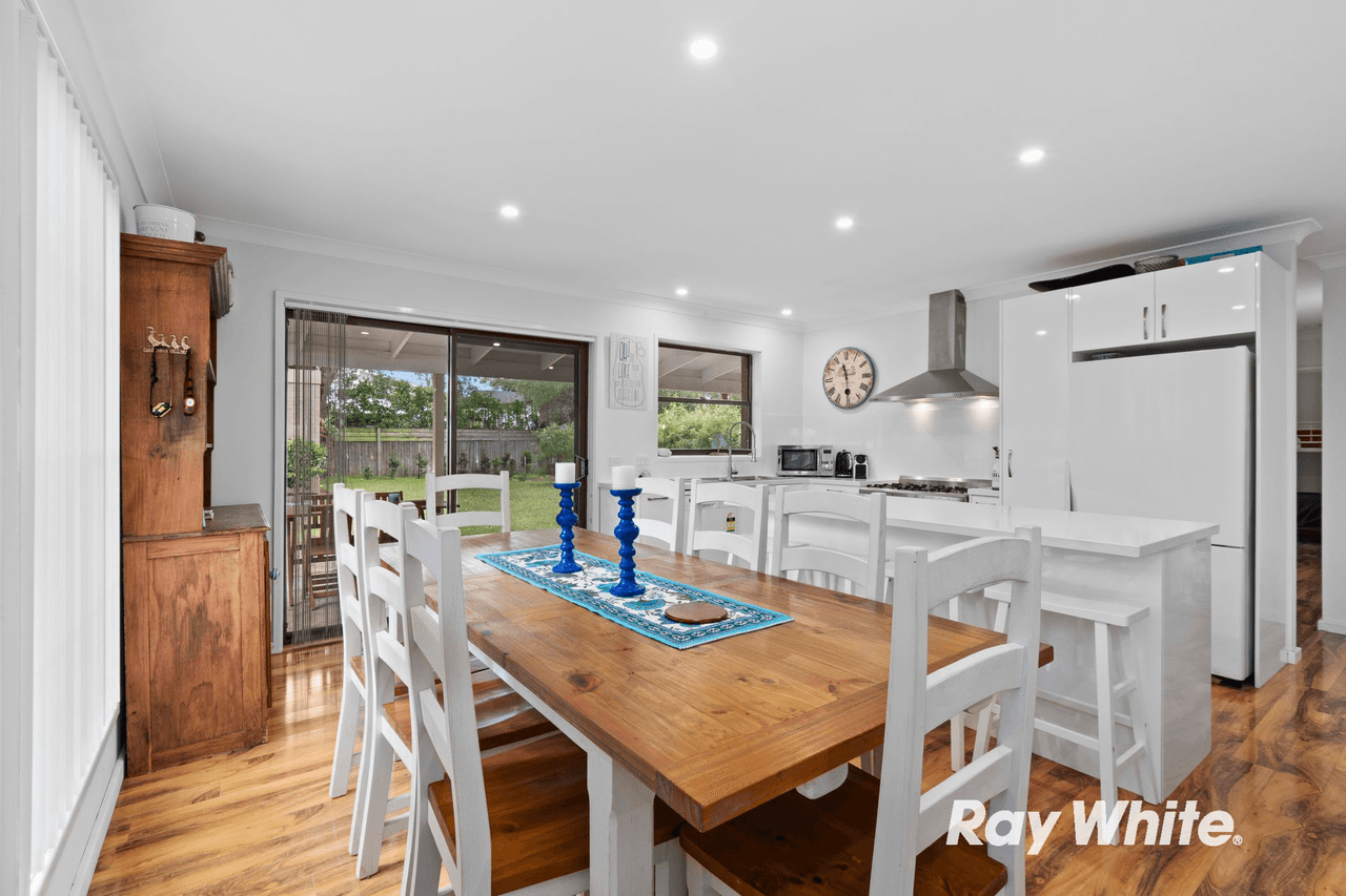 28 Elizabeth Drive, BROULEE, NSW 2537