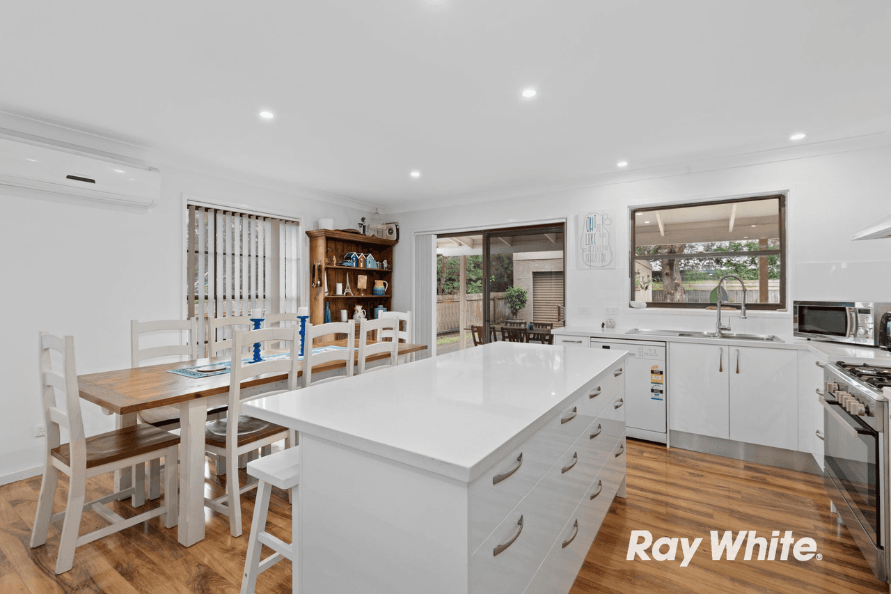 28 Elizabeth Drive, BROULEE, NSW 2537